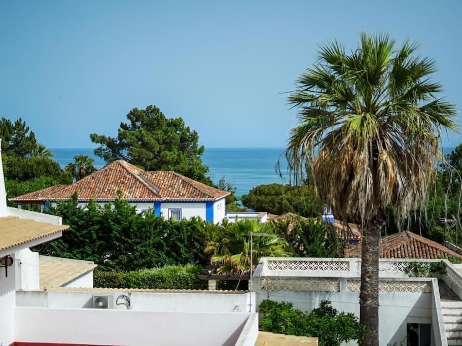הוילה Rainbow House - Sea View & Pool & Garage & Garden & אלבופיירה מראה חיצוני תמונה